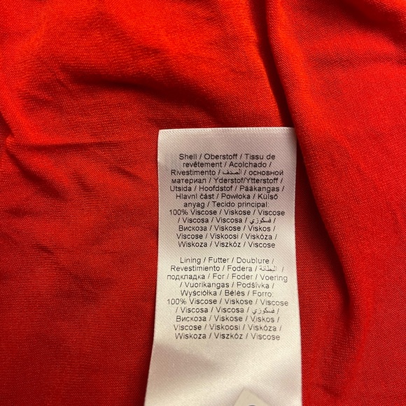 Beautiful Red Dress - Picture 14 of 16